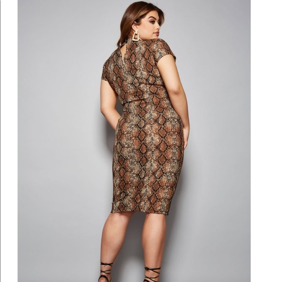 Faux Python Dress - Picture 2 of 3